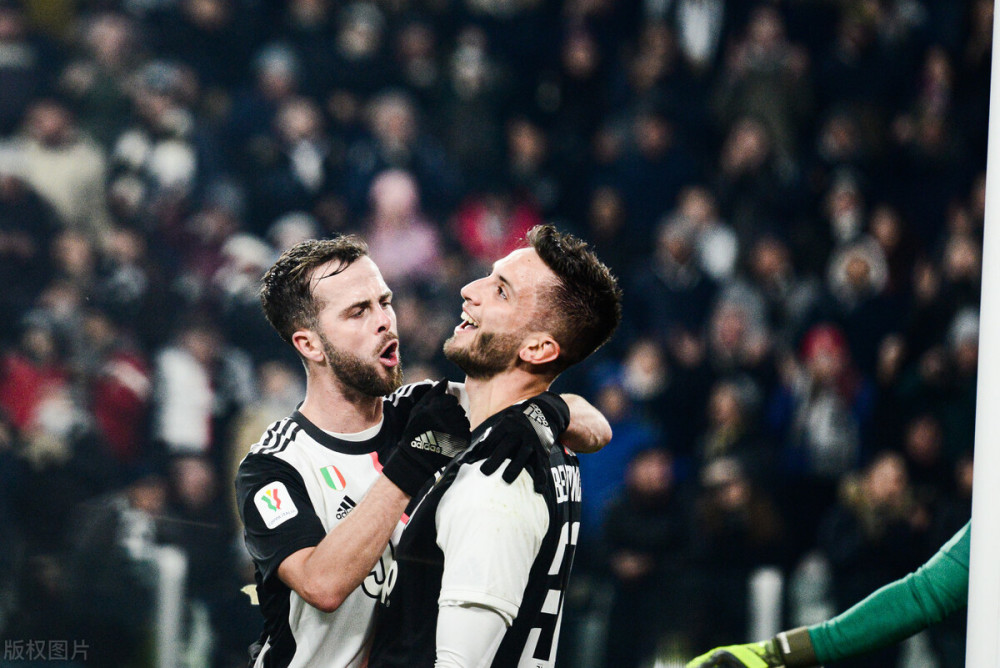 则携手打入 则携手打入