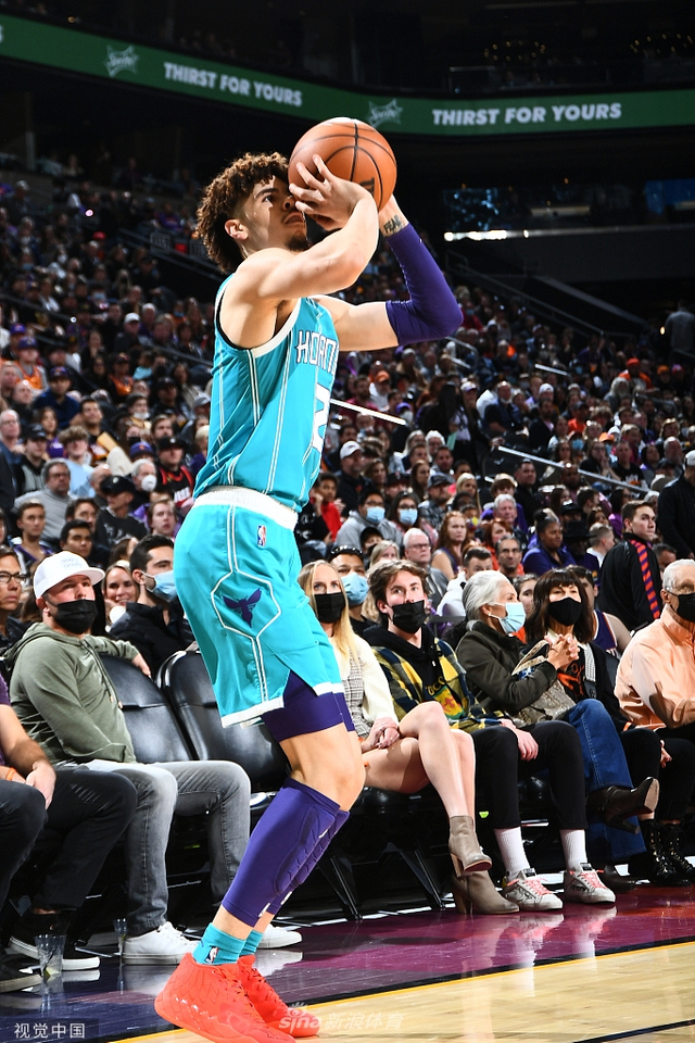 与此同时 与此同时