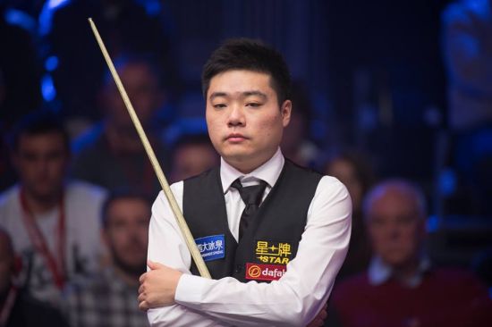 在巨大压力 在巨大压力