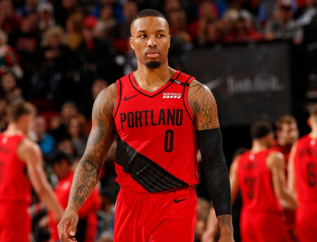 [德甲]锁定胜局！吉拉西头球破门上演帽子戏法.